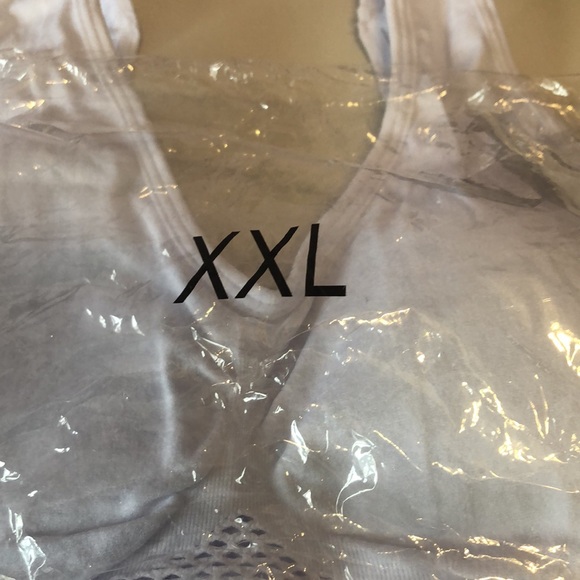 NWOT Light Support bra - Picture 4 of 4